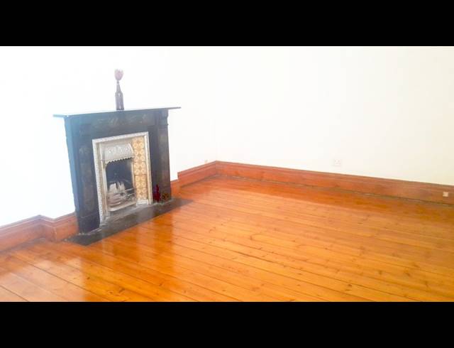 4 bed property to rent in WOODSTOCK